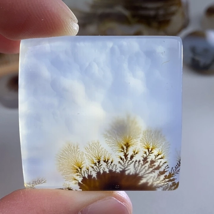 用***6玛瑙/玉髓未镶嵌珠宝奇石