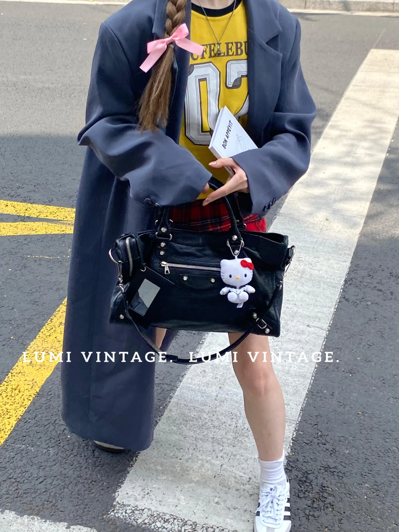 95新 Balenciaga/巴黎世家 黑银羊皮中号机车单肩包34540483