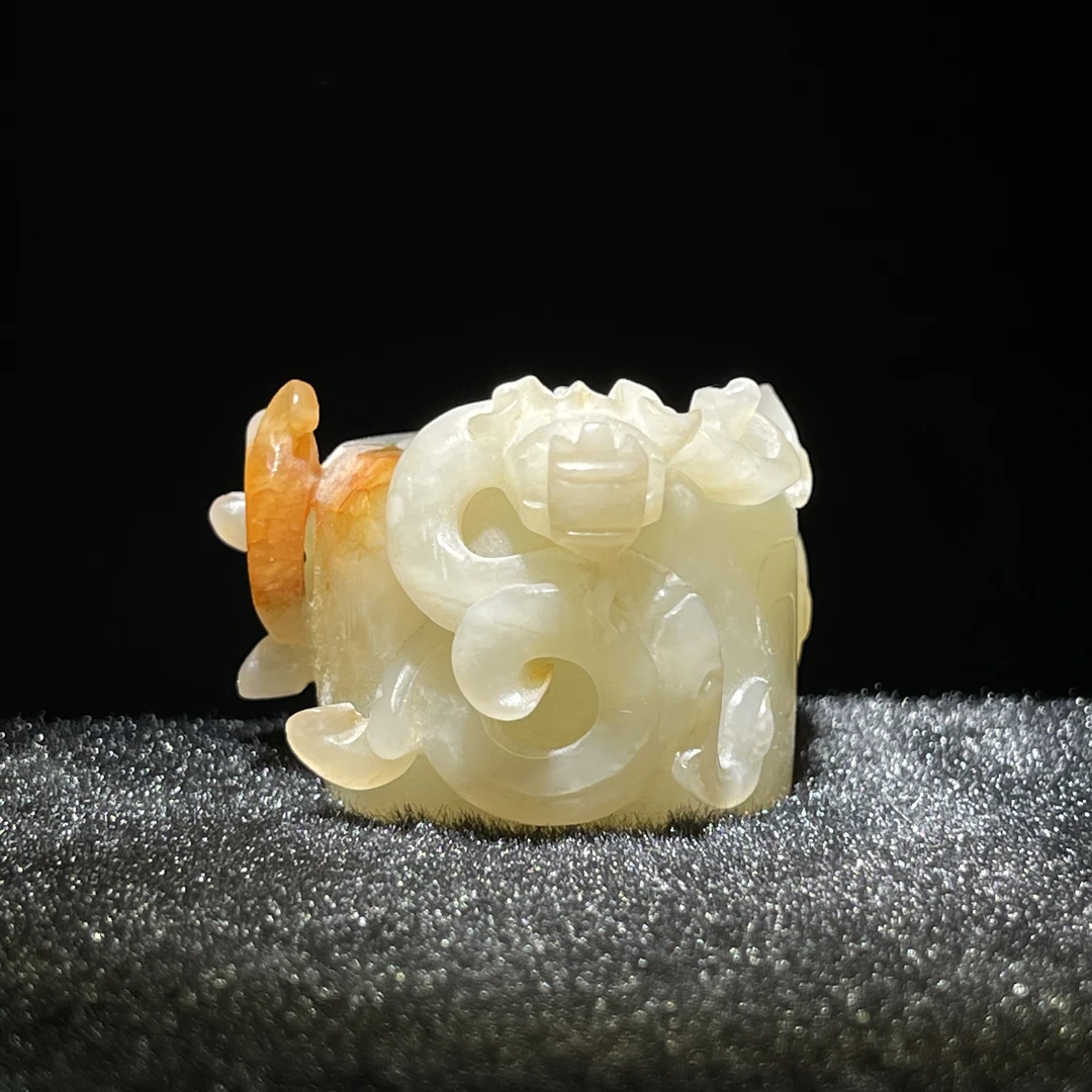 臻藏（8a）和田玉螭龙扳指2503020067