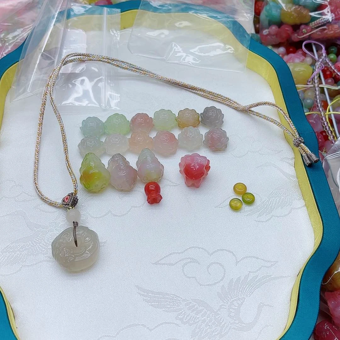 玛瑙/玉髓手链未镶嵌一****?盐源19