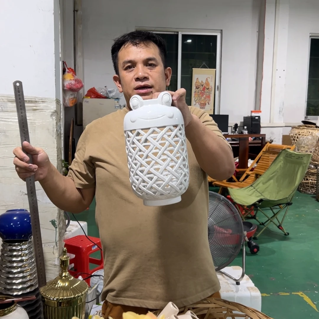 号高温陶瓷工艺饰品（微瑕慎拍）