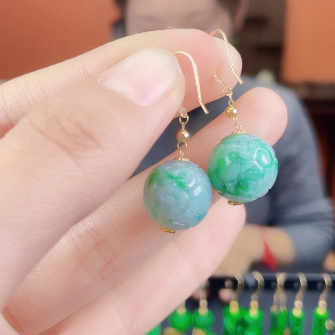 翡翠18K金镶嵌耳饰