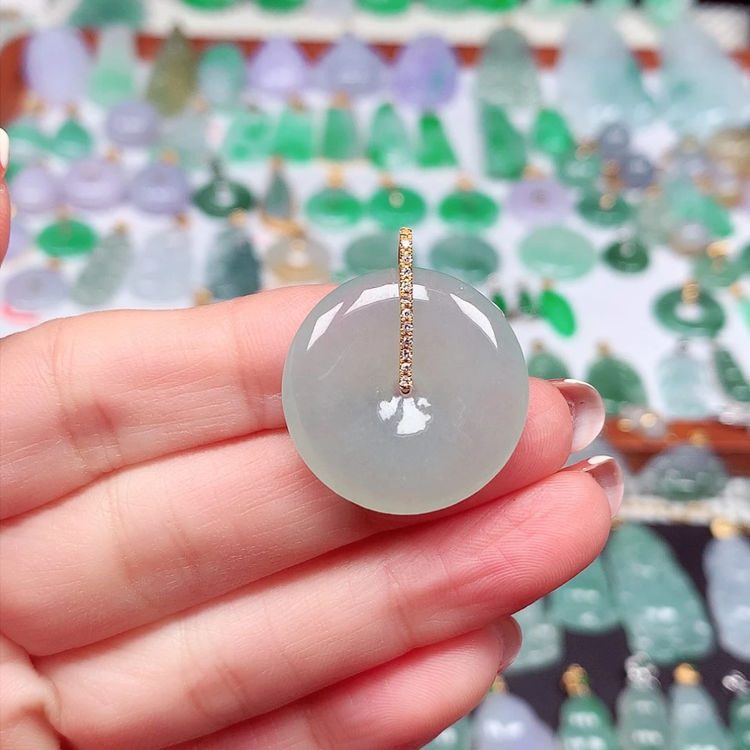 翡翠颈饰18K金镶嵌天然翡翠A货