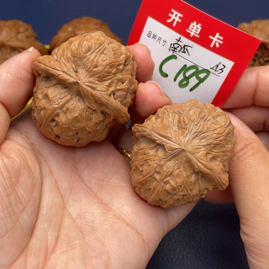吊坠文玩核桃文玩核桃