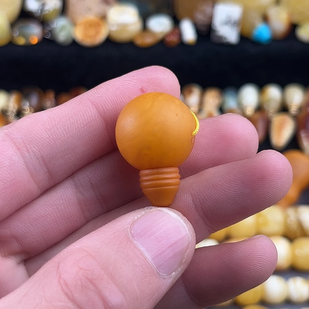 大****蜜蜡未镶嵌珠宝奇石