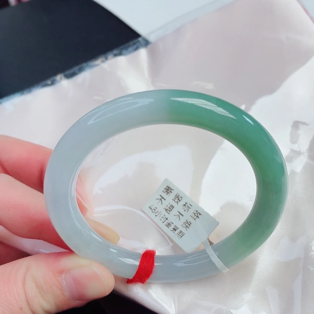 翡翠未镶嵌手镯天然翡翠A货
