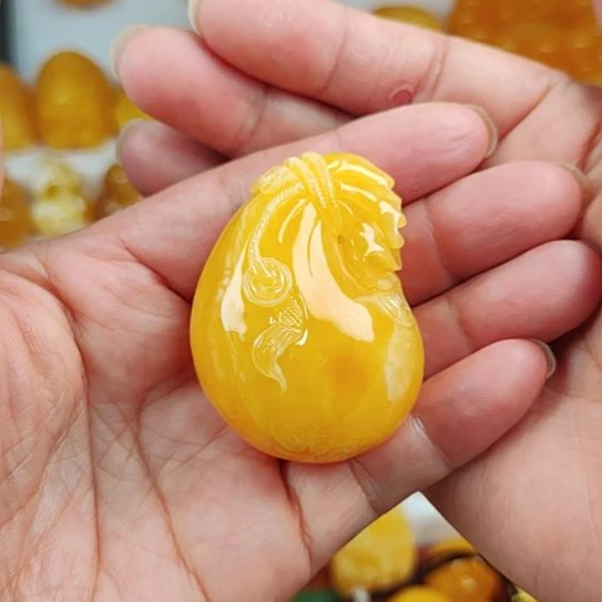 未镶嵌吊坠(赠链)蜜蜡生****单