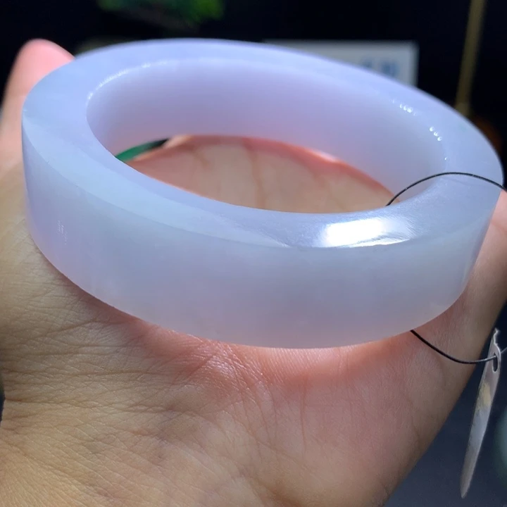 定制翡翠未镶嵌翡翠手镯