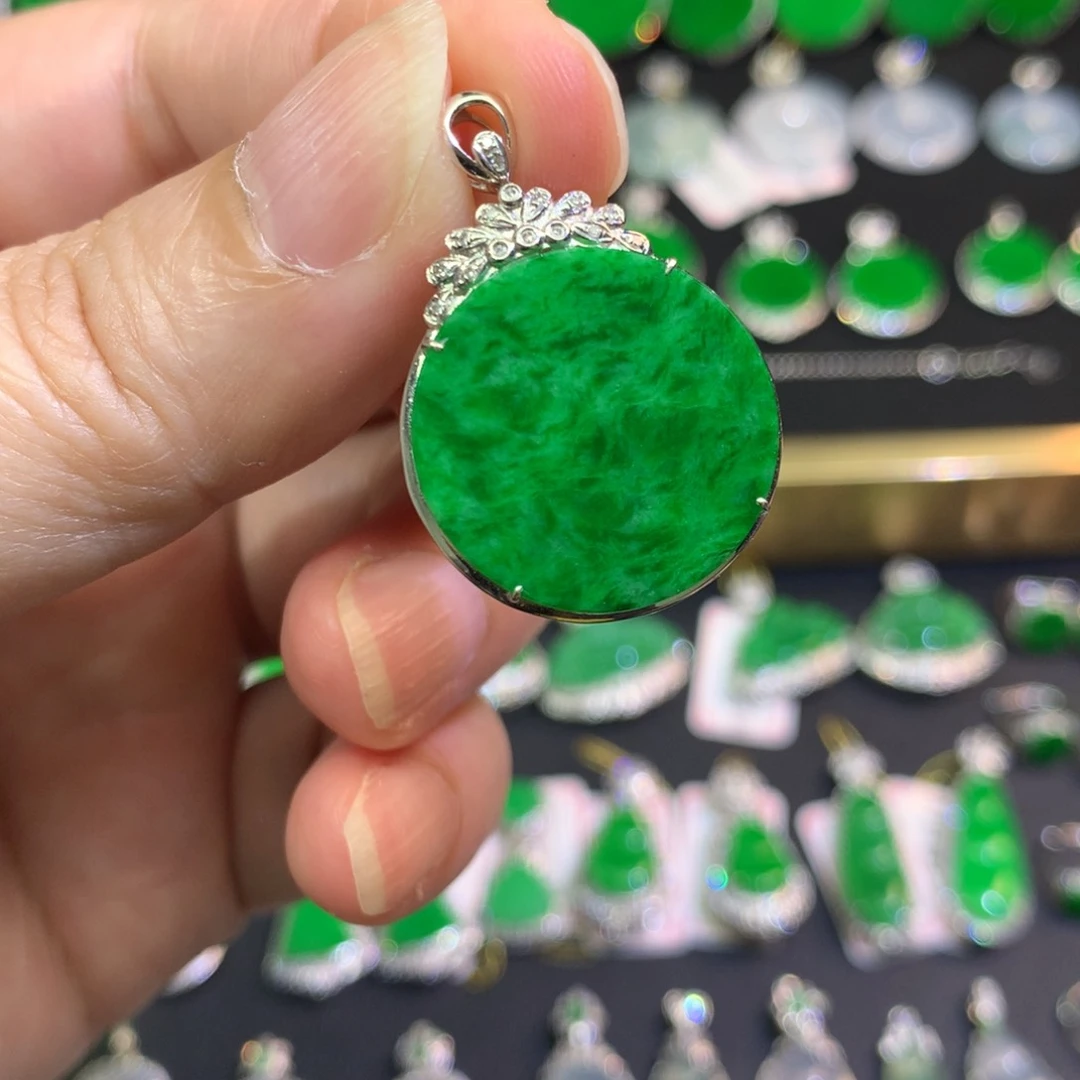 翡翠18K金镶嵌吊坠(不含链)有石纹