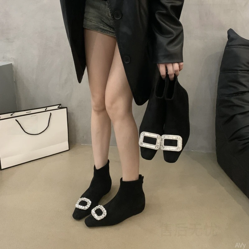 小香风黑色弹力短靴水钻2024年秋冬女鞋显瘦内增高瘦瘦靴靴子