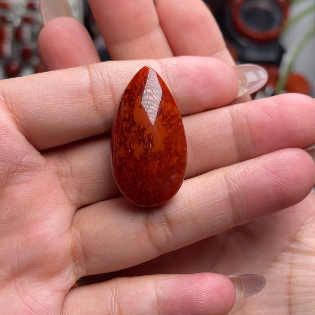 【闪购商品】未镶嵌妖花火焰纹水滴南红玛瑙