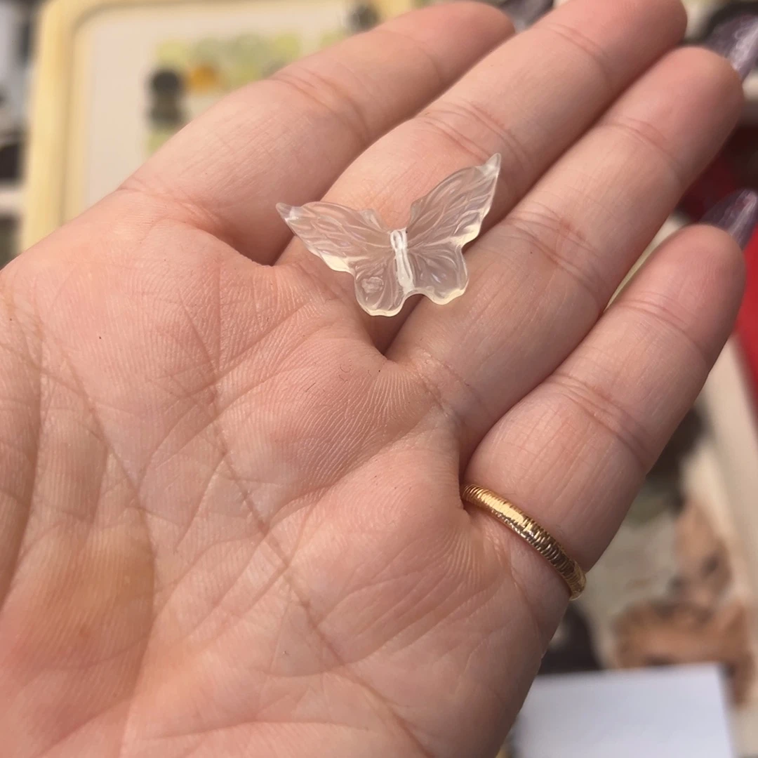 蛇纹石玉颈饰合金纯****?