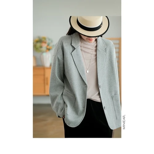 2025秋季华夫格两粒扣外套女士短款宽松百搭长袖姜黄色西装领上衣