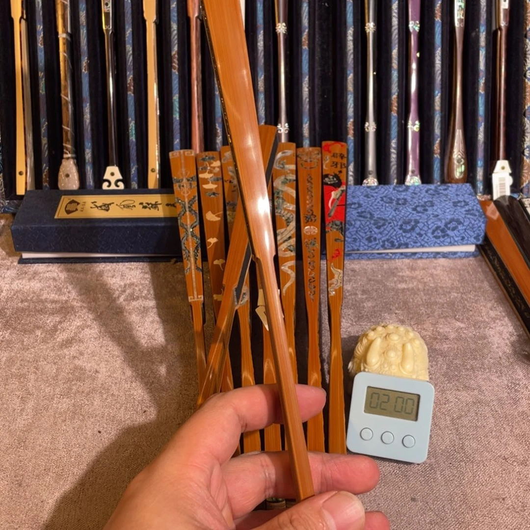 M***s扇子手工制作工艺精湛