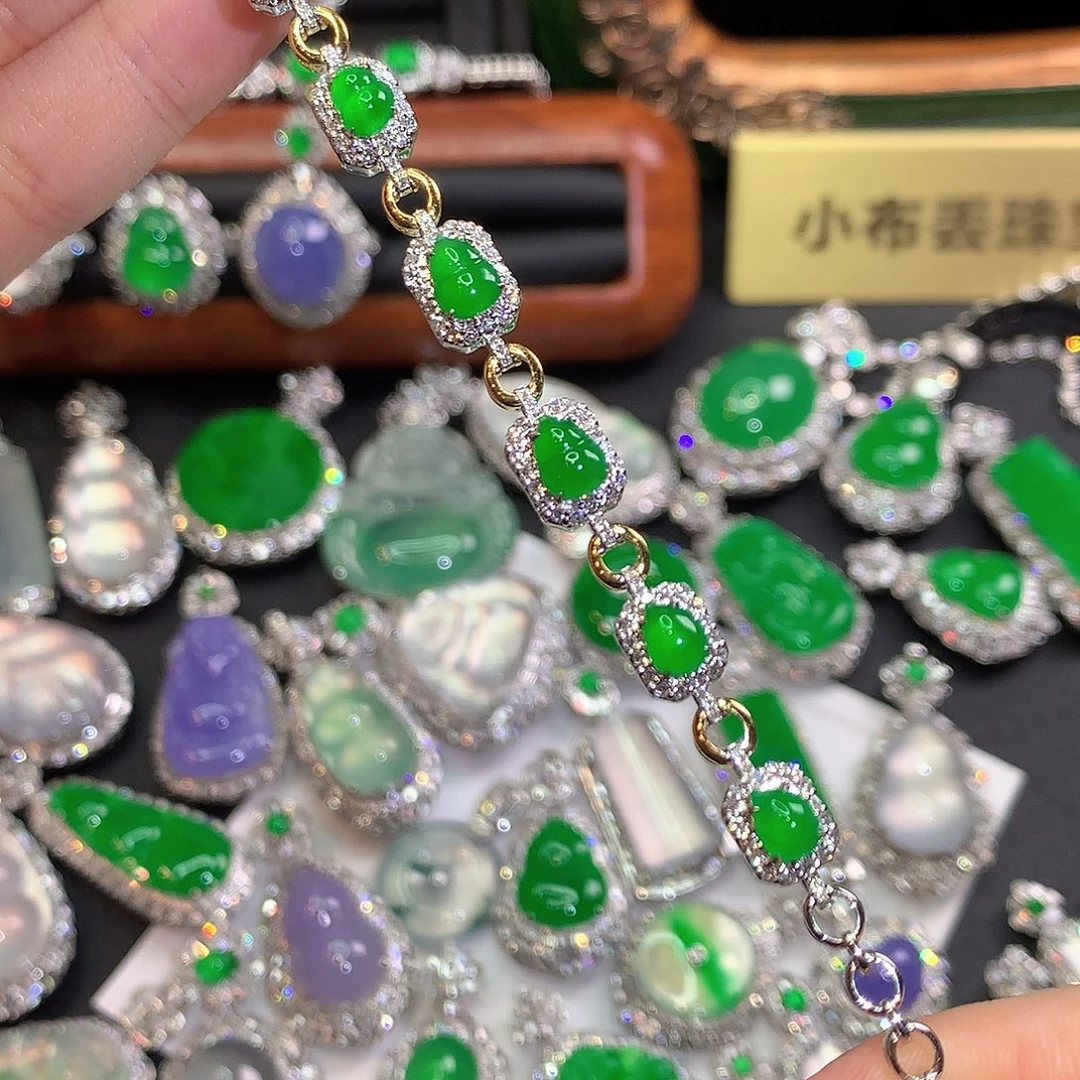 翡翠18K金镶嵌手链