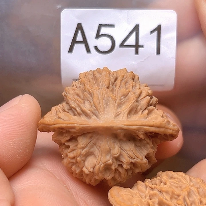 吊坠文玩核桃43盘龙纹