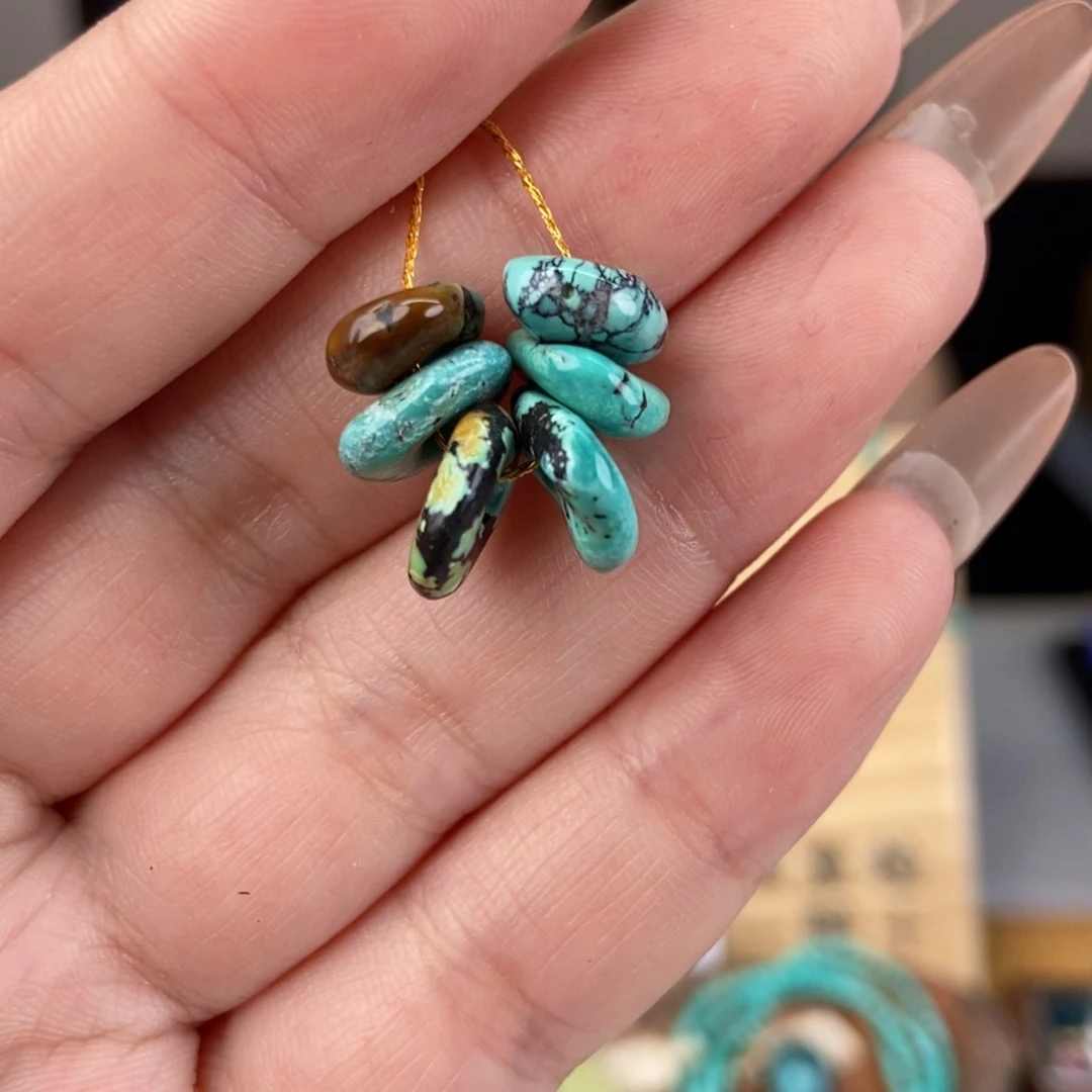 未镶嵌绿松石珠宝奇石