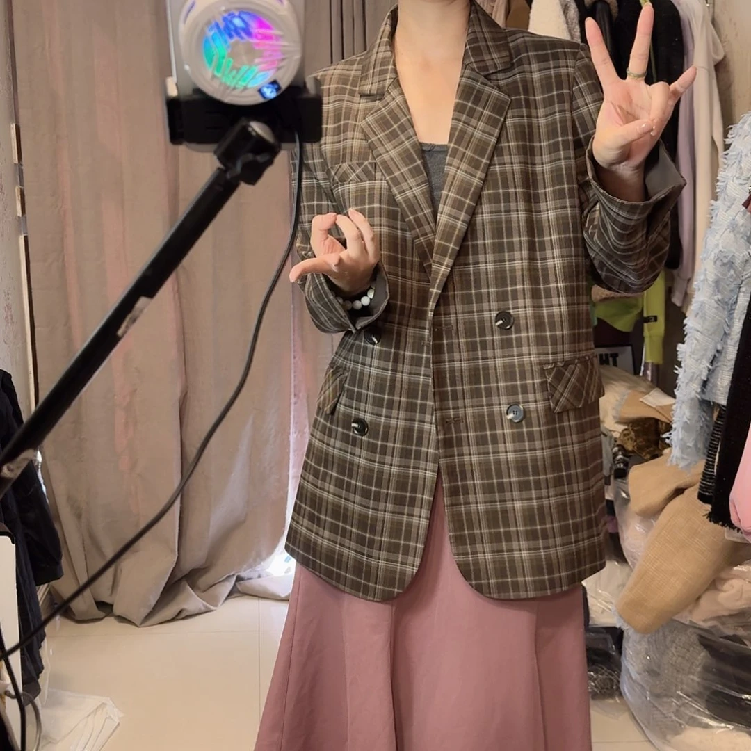 全新无暇110斤左右穿
