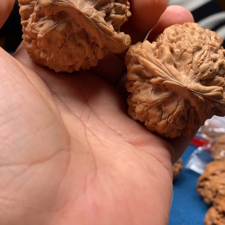 加***油文玩核桃吊坠龙鼎核桃