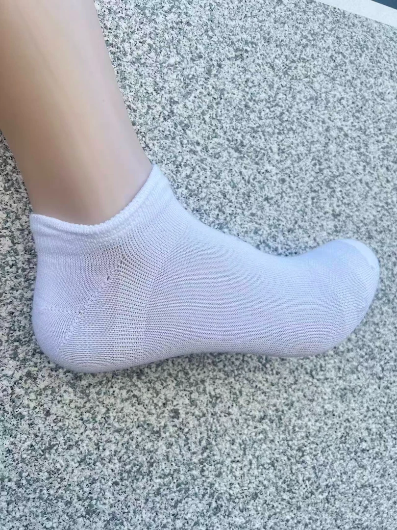 蝴蝶结对目短筒男女同款运动袜,十五块九元 十双