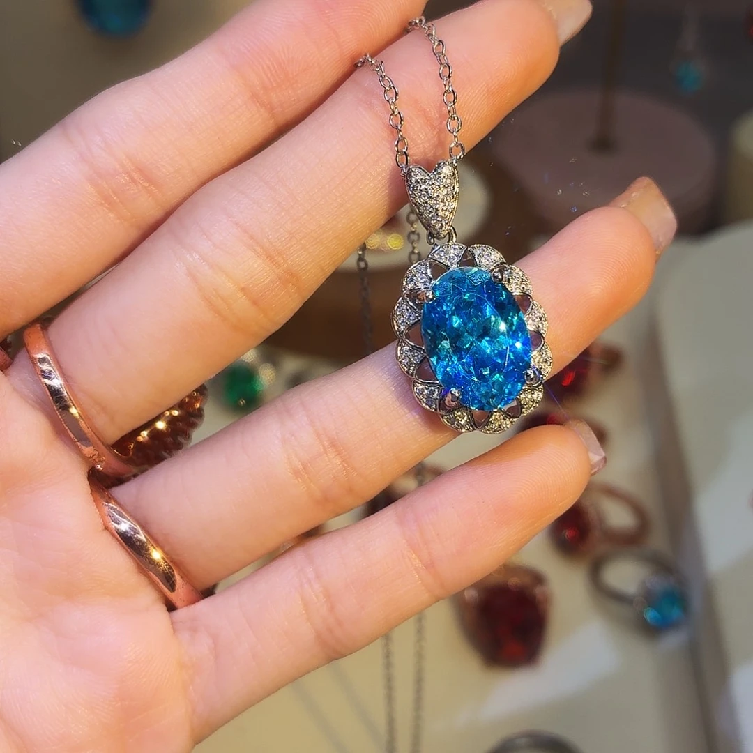 合成立方氧化锆合金蓝吊坠