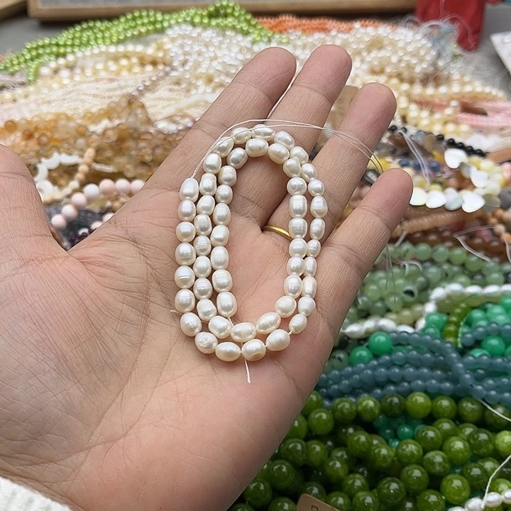 玛瑙/玉髓珠宝半成品未镶嵌一条5.5mm左右珍珠