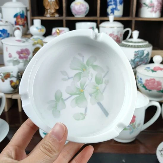 一***开烟灰缸，烟灰缸，烟灰缸