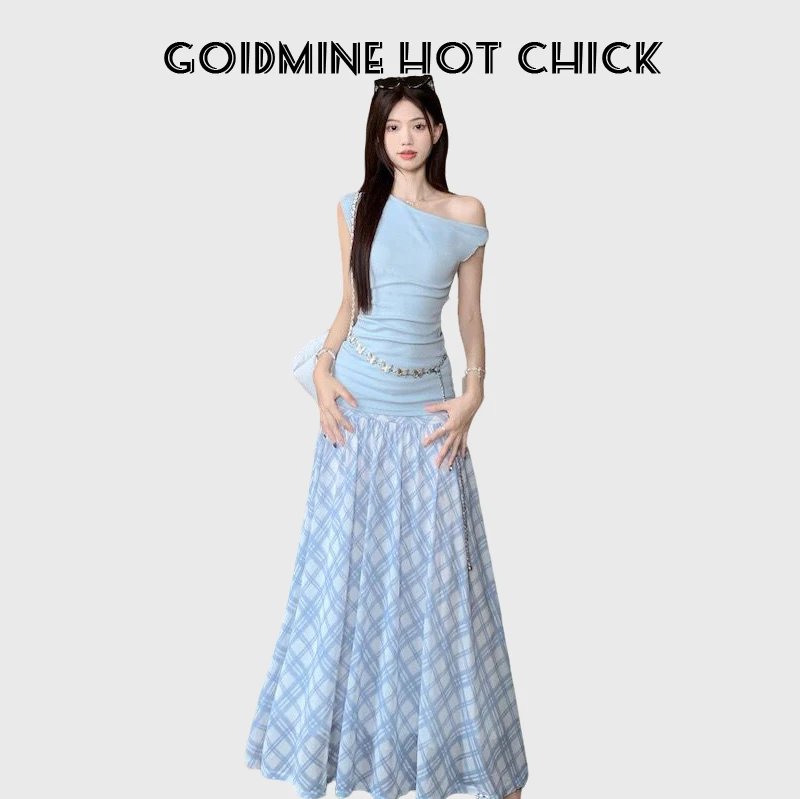 2025夏日甜辣时尚套装女收腰露肩上衣高腰显瘦格子半身裙两件套