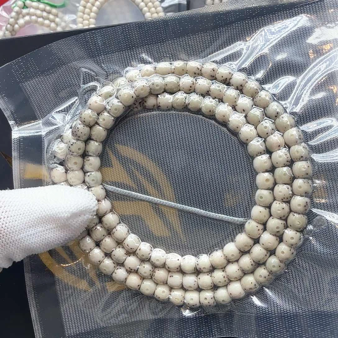 星月菩提吊坠2糯冰大眼睛通体 6左右 108