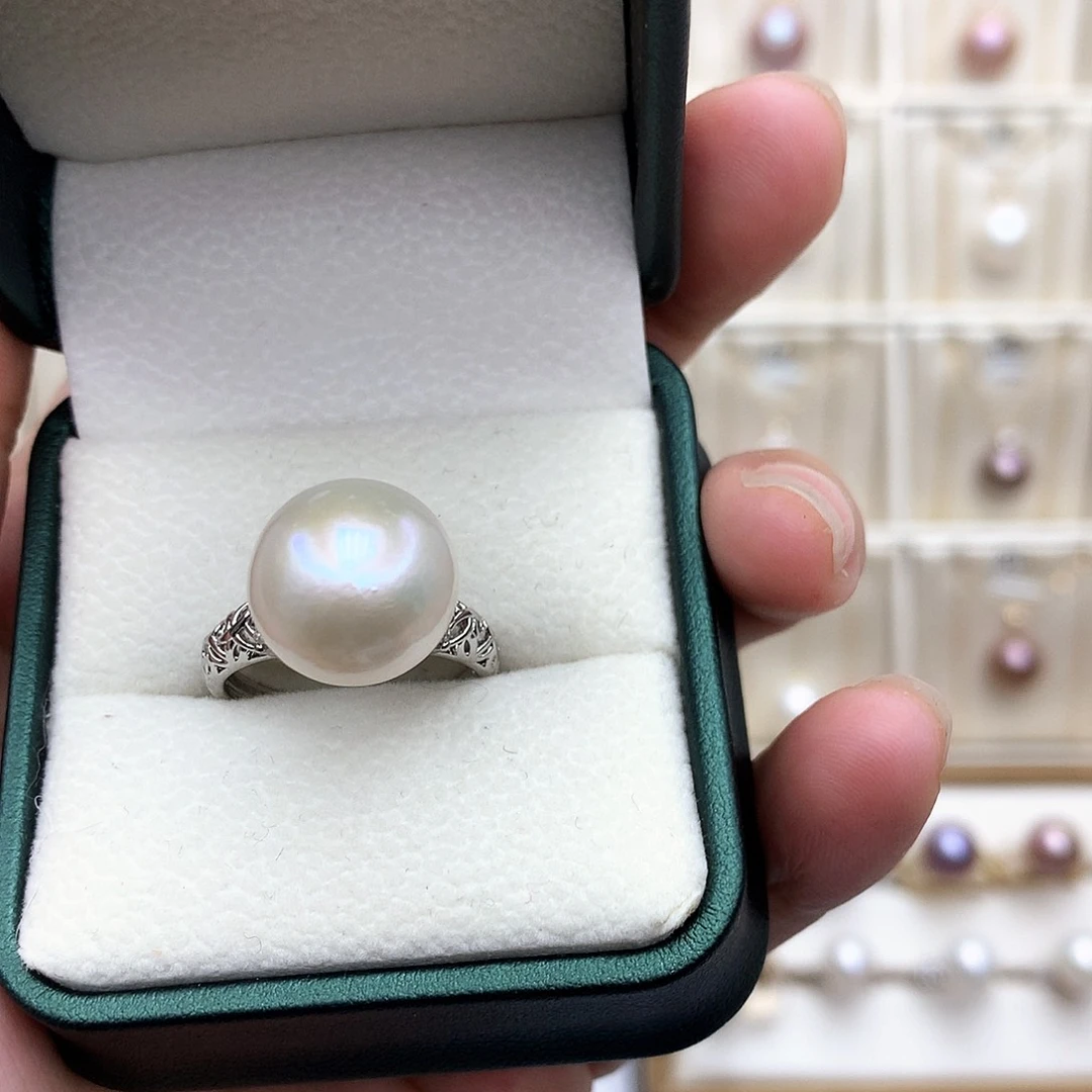 淡水珍珠颈饰合金