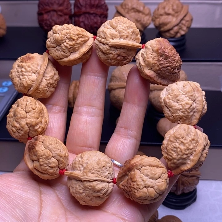 把件文玩核桃山羊王手串47