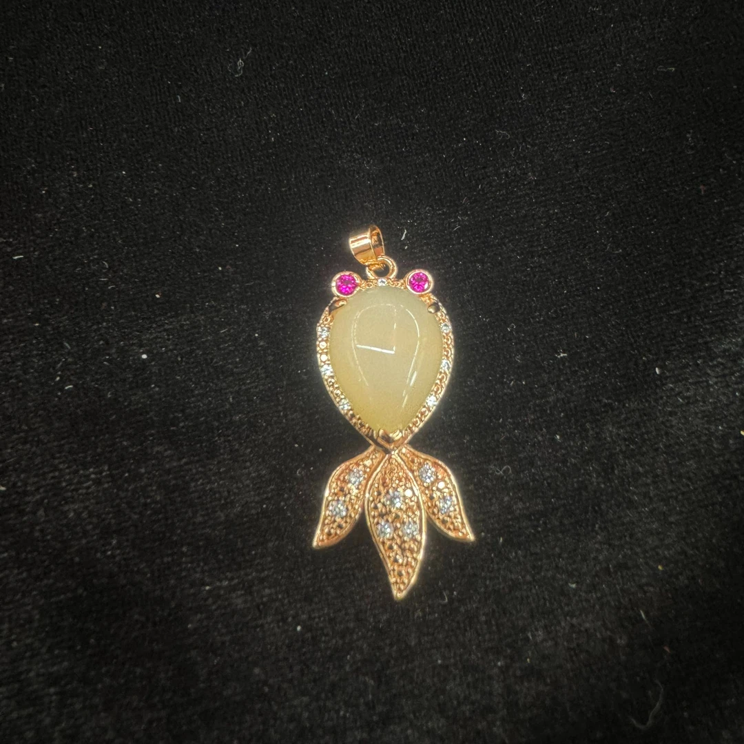 【万姐】精致年年有鱼玉髓合金镶嵌吊坠赠合金项链【YPN13】