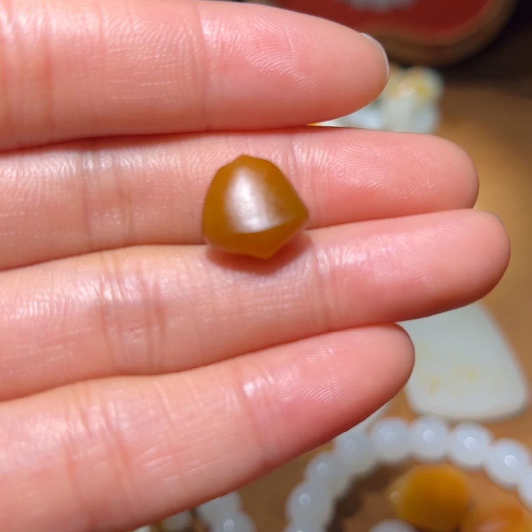 丫***木和田玉未镶嵌吊坠(不含链)