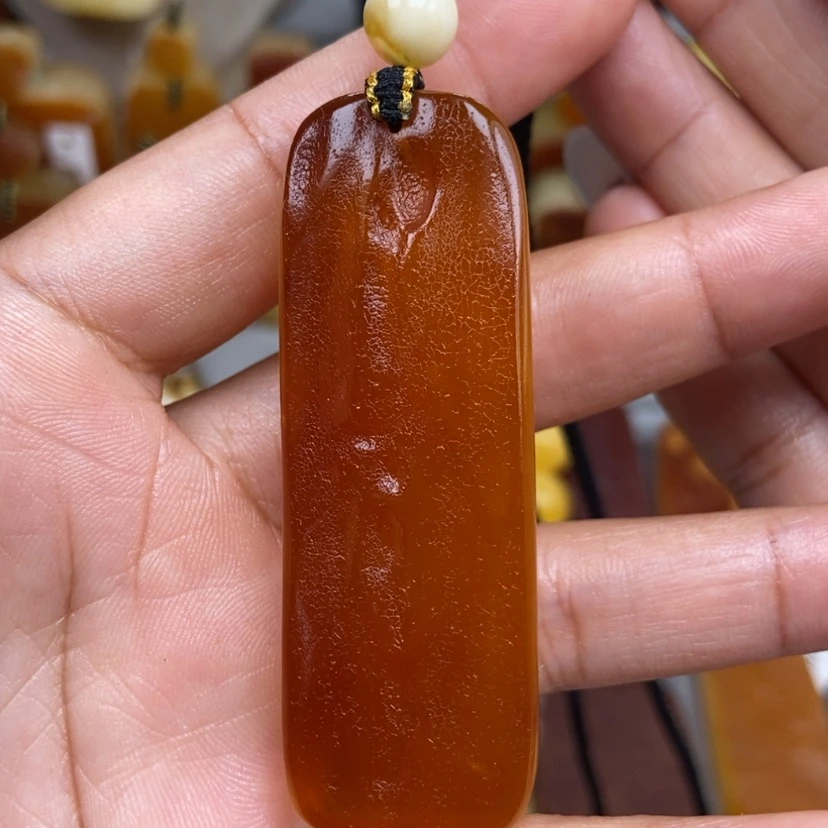 【闪购商品】琥珀颈饰未镶嵌