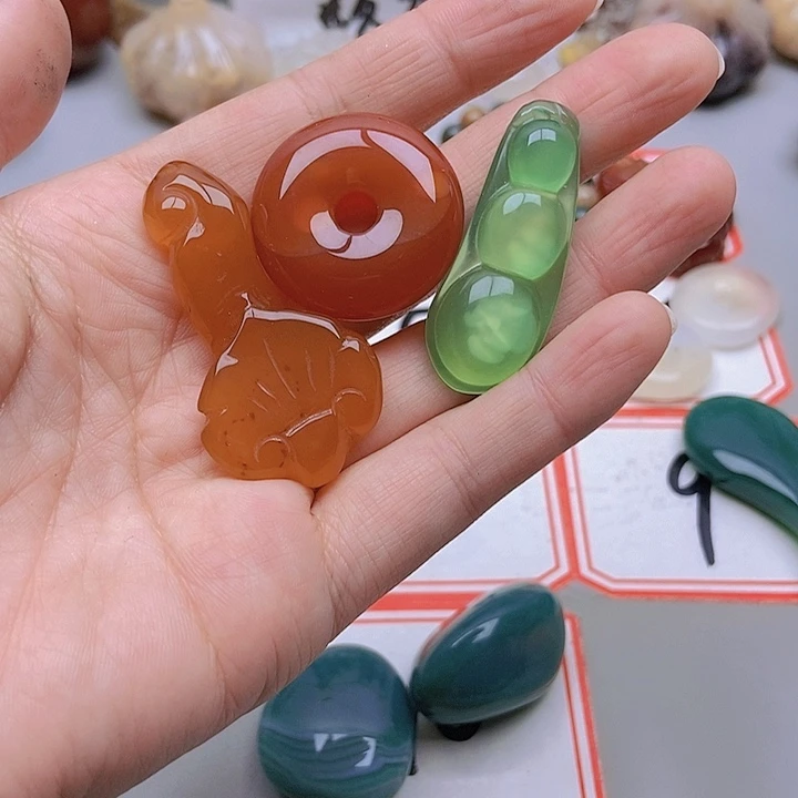 【闪购商品】未镶嵌玛瑙/玉髓珠宝半成品星*