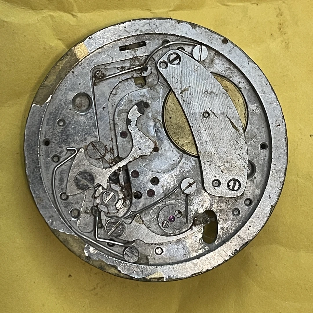 10 机械表机芯配件 （不包好坏）以直播间实物为准