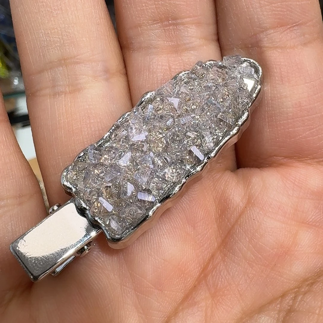 布艺铁合金粉红色水钻鸭嘴