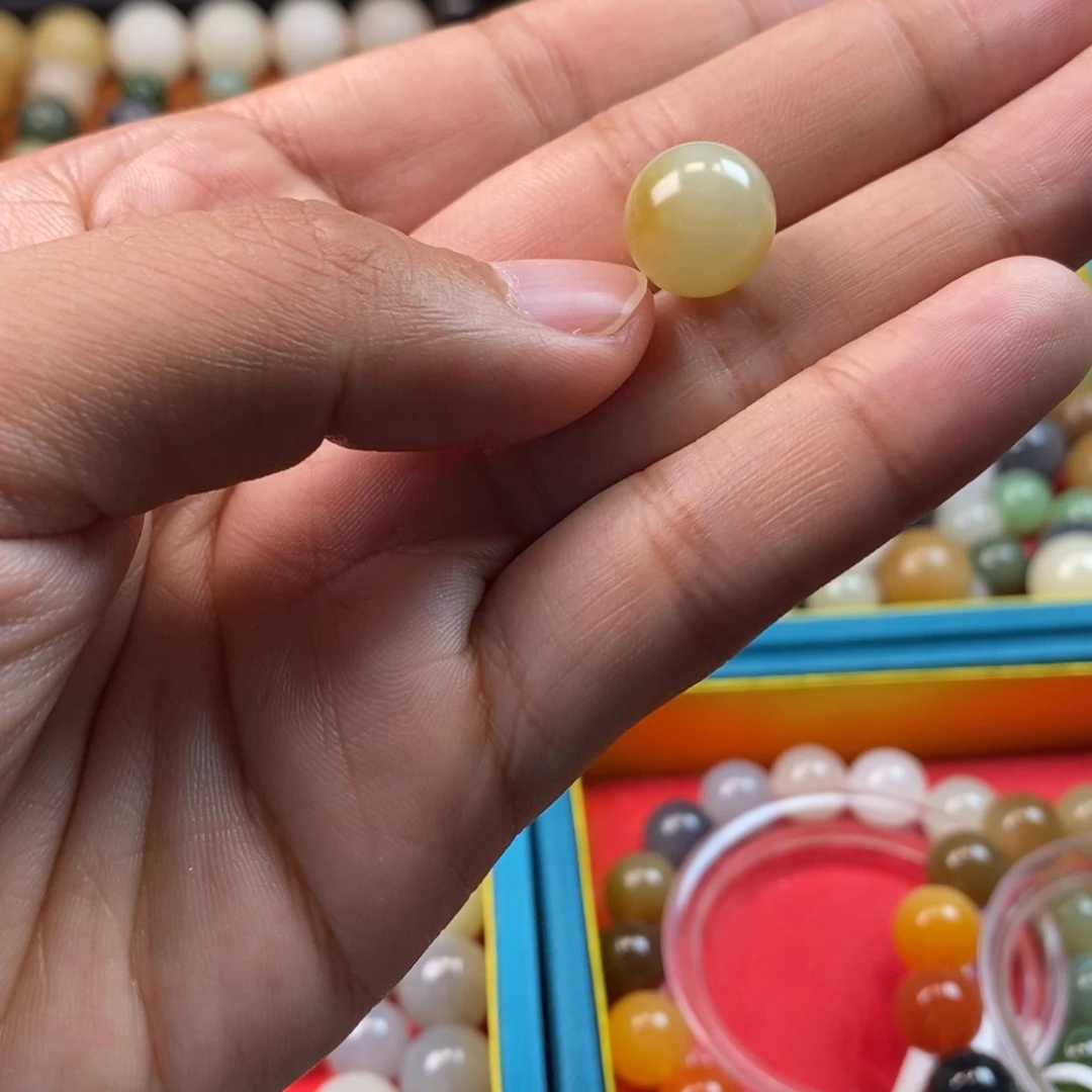 和田玉未镶嵌珠宝奇石卡12黄口带糖y