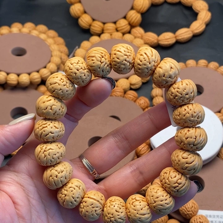 摇**柱精品纽扣16.4尺寸