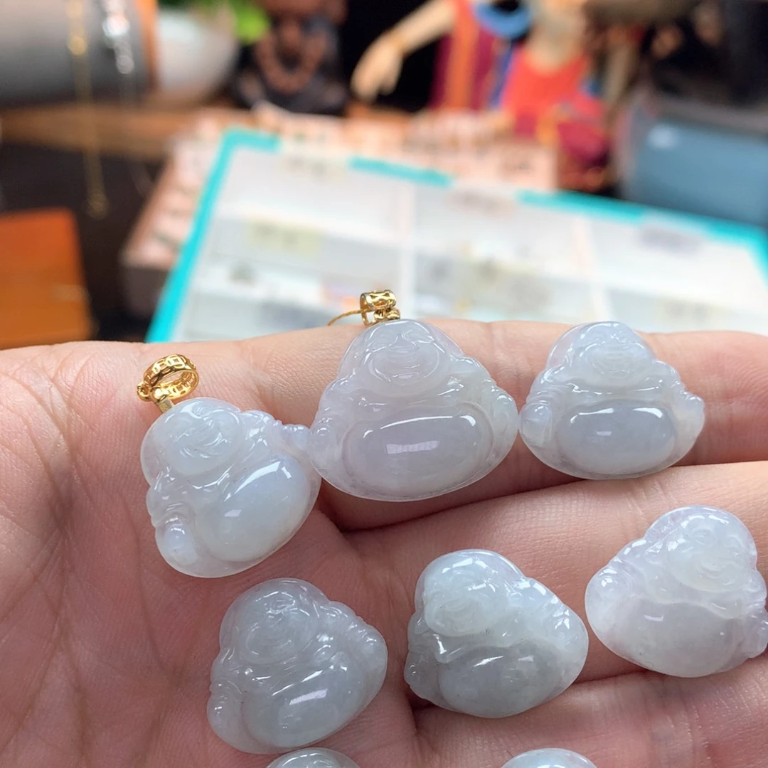 颈饰银S925镶嵌翡翠多样性发一件货。