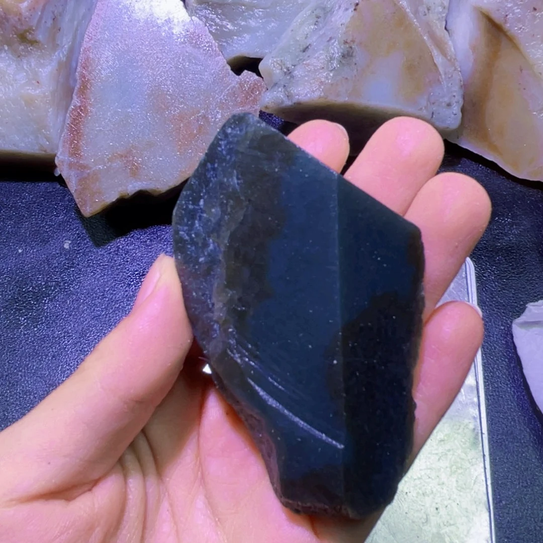 未镶嵌和田玉珠宝半成品