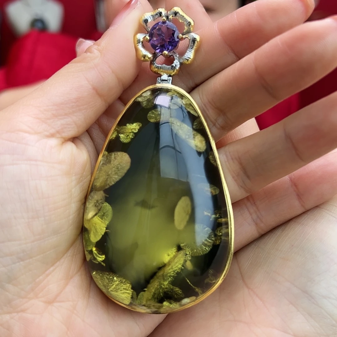 琥珀手镯未镶嵌吊坠