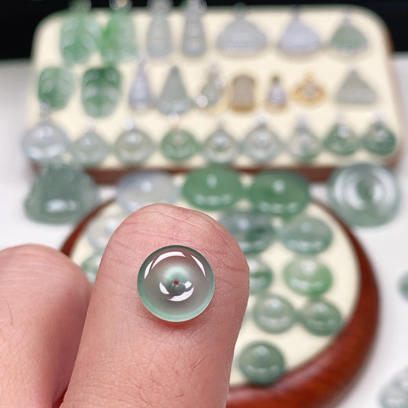 【闪购商品】颈饰未镶嵌翡翠