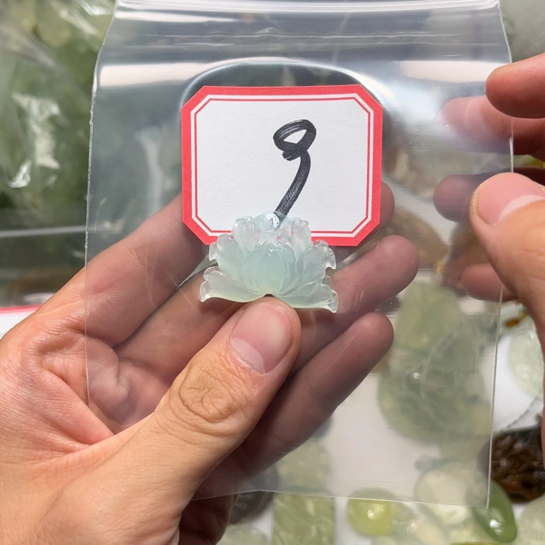 合金蛇纹石玉颈饰