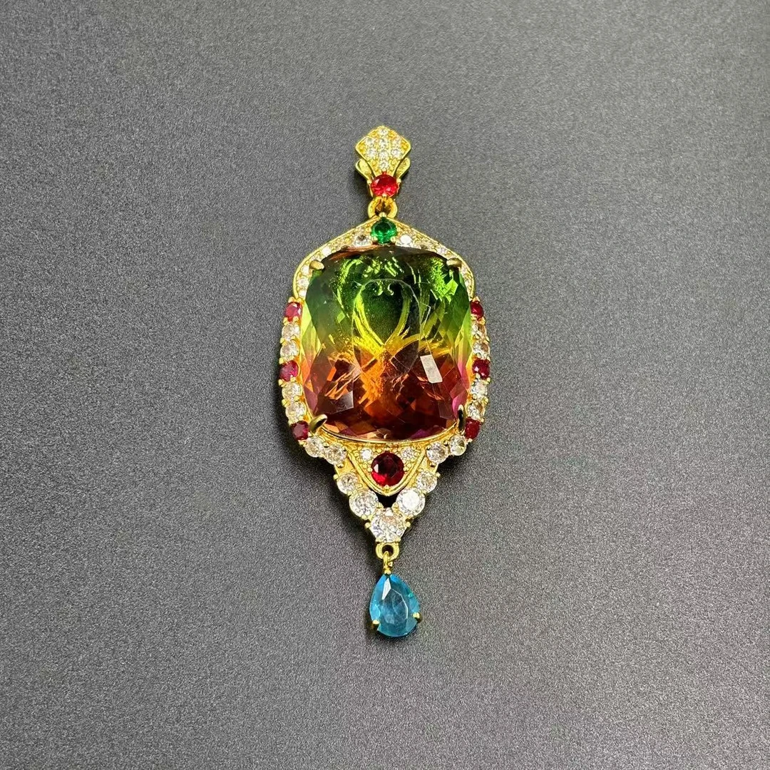 【符老板】c1325-豪华设计款精选级蛋面吊坠-赠链-赠礼盒