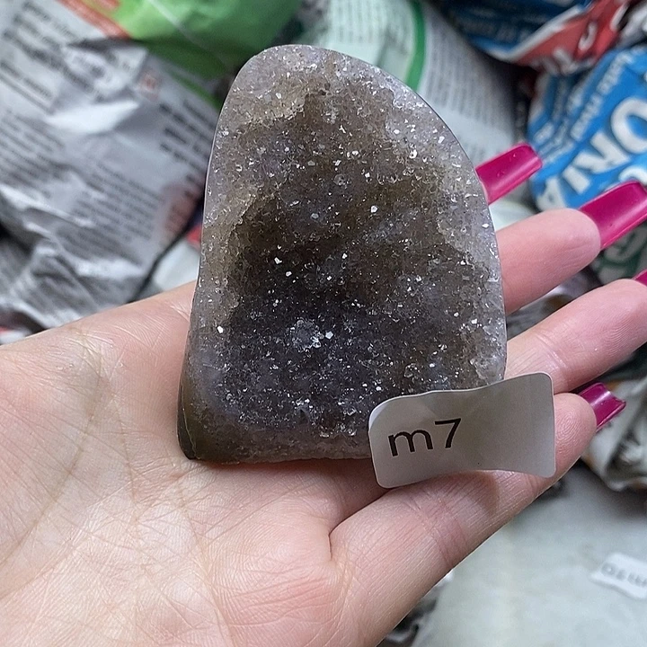 紫晶大型摆件（非配饰）未镶嵌