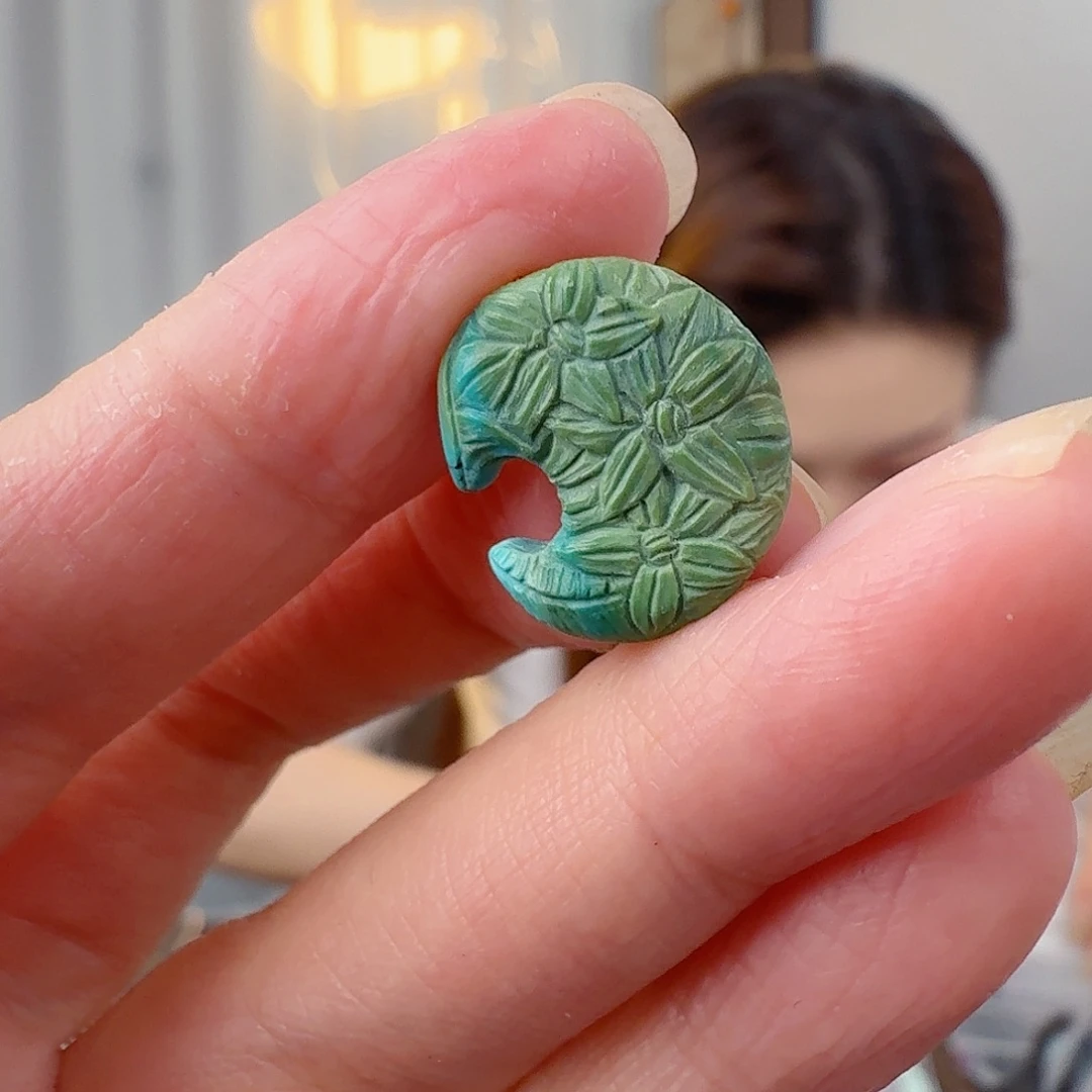 绿松石未镶嵌珠宝奇石