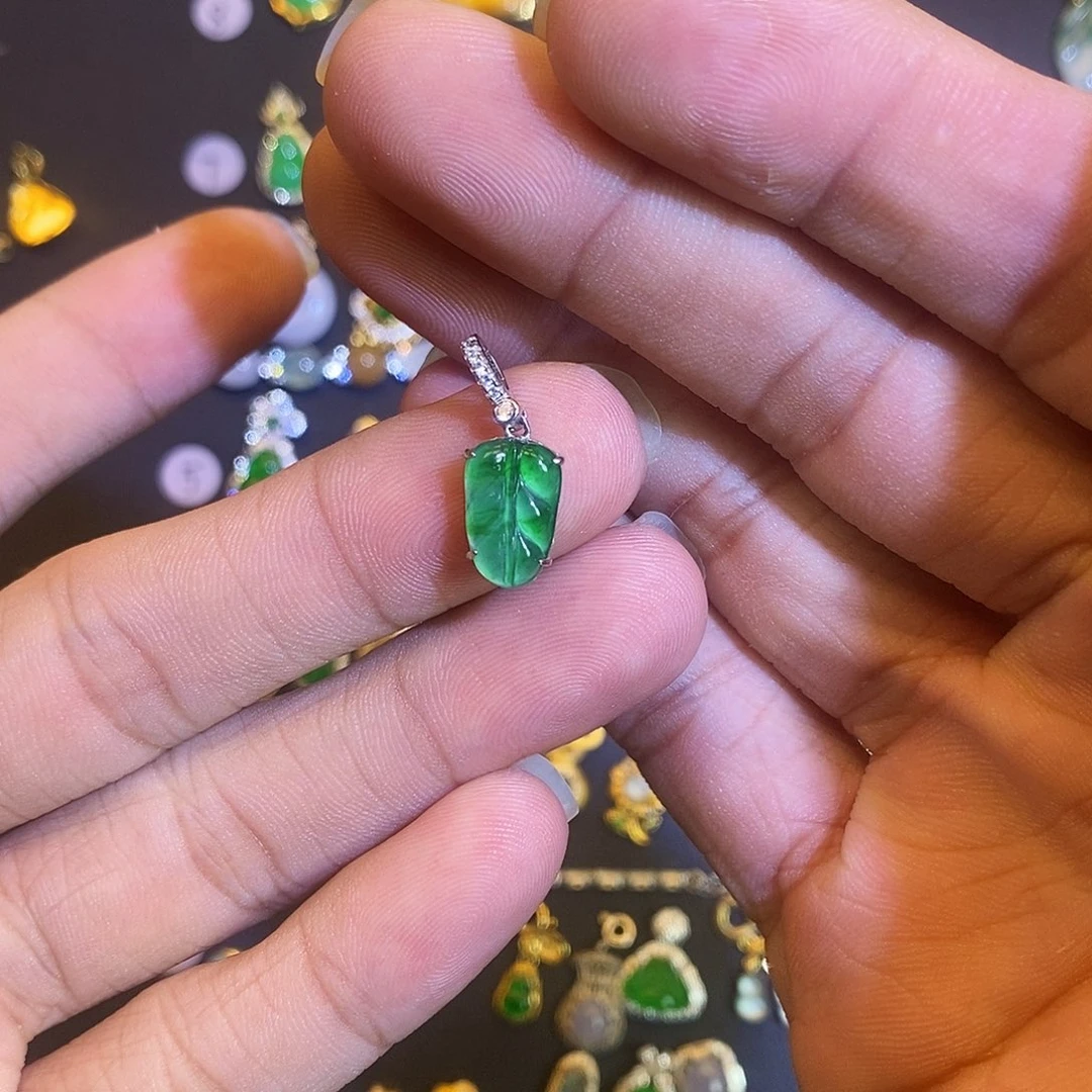 吊坠(不含链)银S925镶嵌翡翠