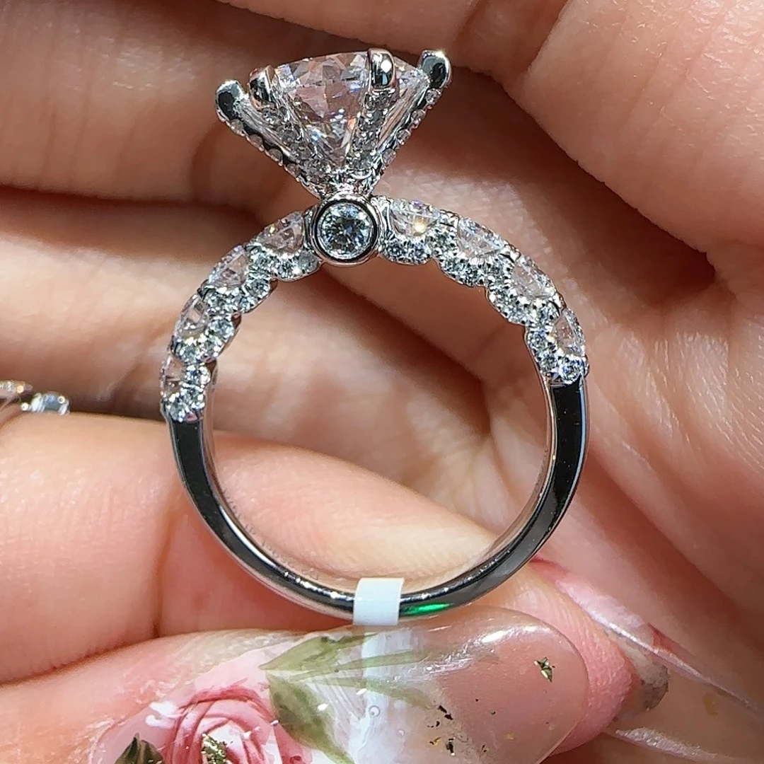 【闪购商品】实验室培育钻石18K金镶嵌@@00026082