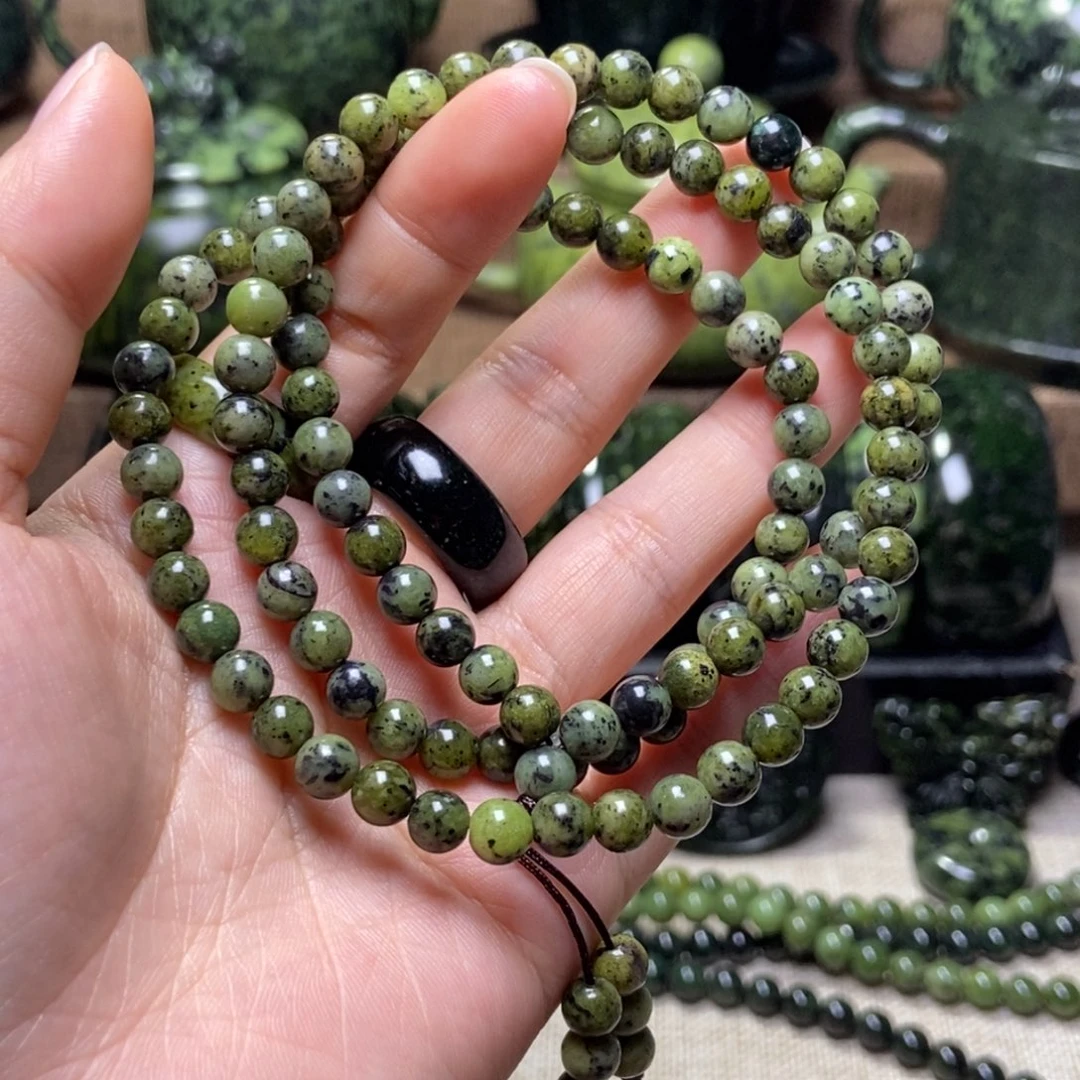蛇纹石玉未镶嵌药王石吊坠